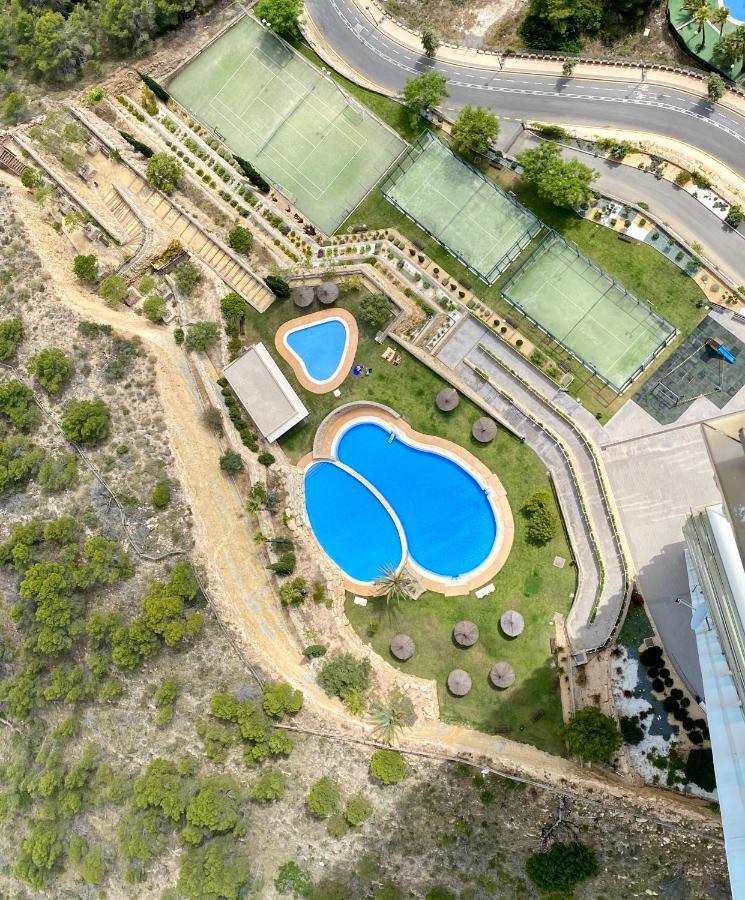 Benidorm High Rise Apartments - Sea Views - Torre Lugano المظهر الخارجي الصورة