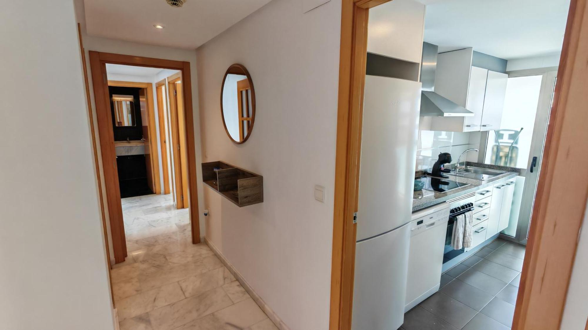 Benidorm High Rise Apartments - Sea Views - Torre Lugano المظهر الخارجي الصورة