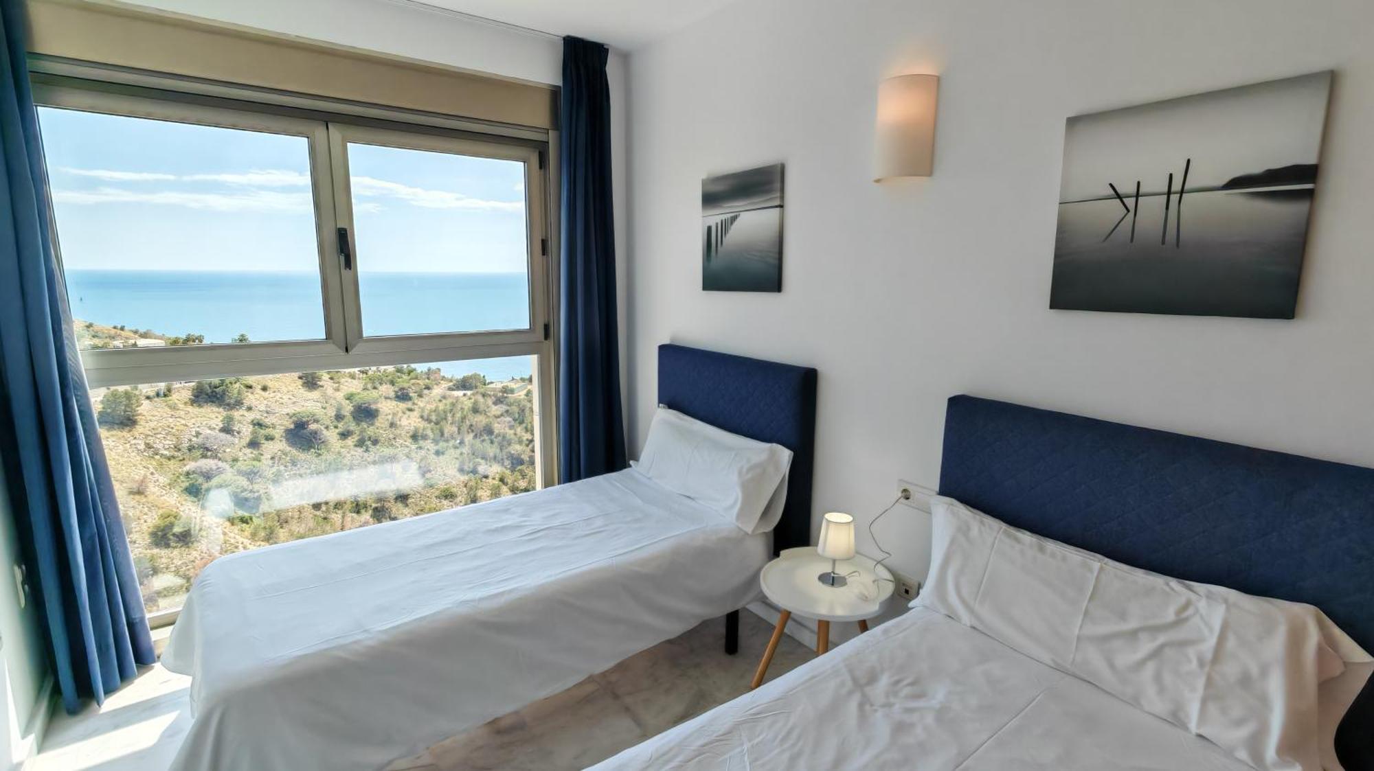 Benidorm High Rise Apartments - Sea Views - Torre Lugano المظهر الخارجي الصورة