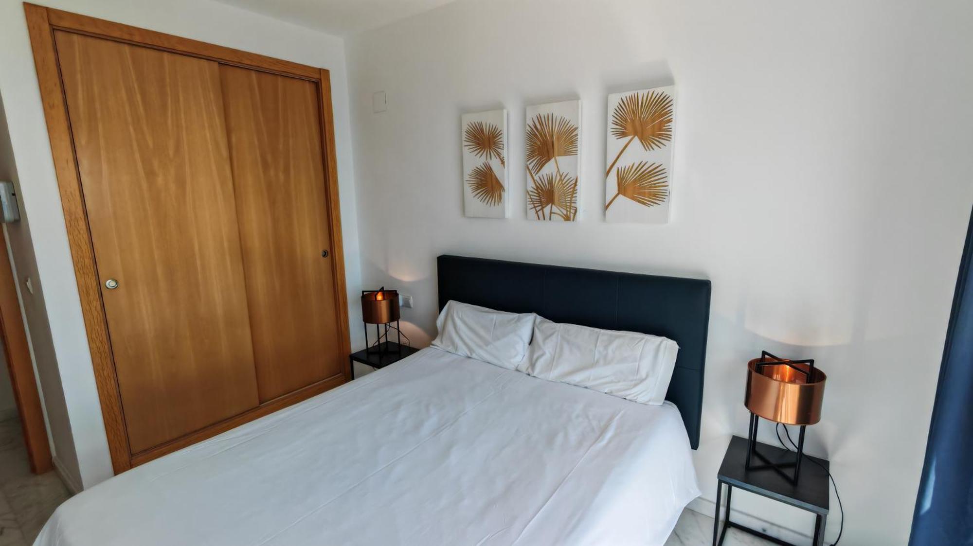 Benidorm High Rise Apartments - Sea Views - Torre Lugano المظهر الخارجي الصورة