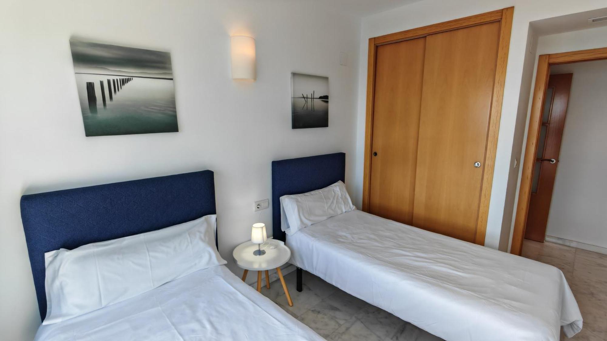 Benidorm High Rise Apartments - Sea Views - Torre Lugano المظهر الخارجي الصورة